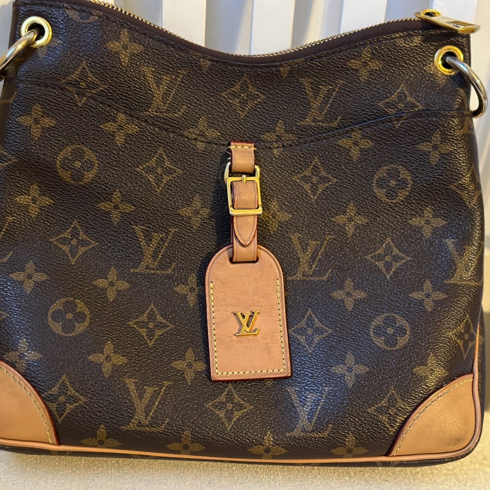 💎✨Authentic✨💎 Louis Vuitton Monogram Odeon PM